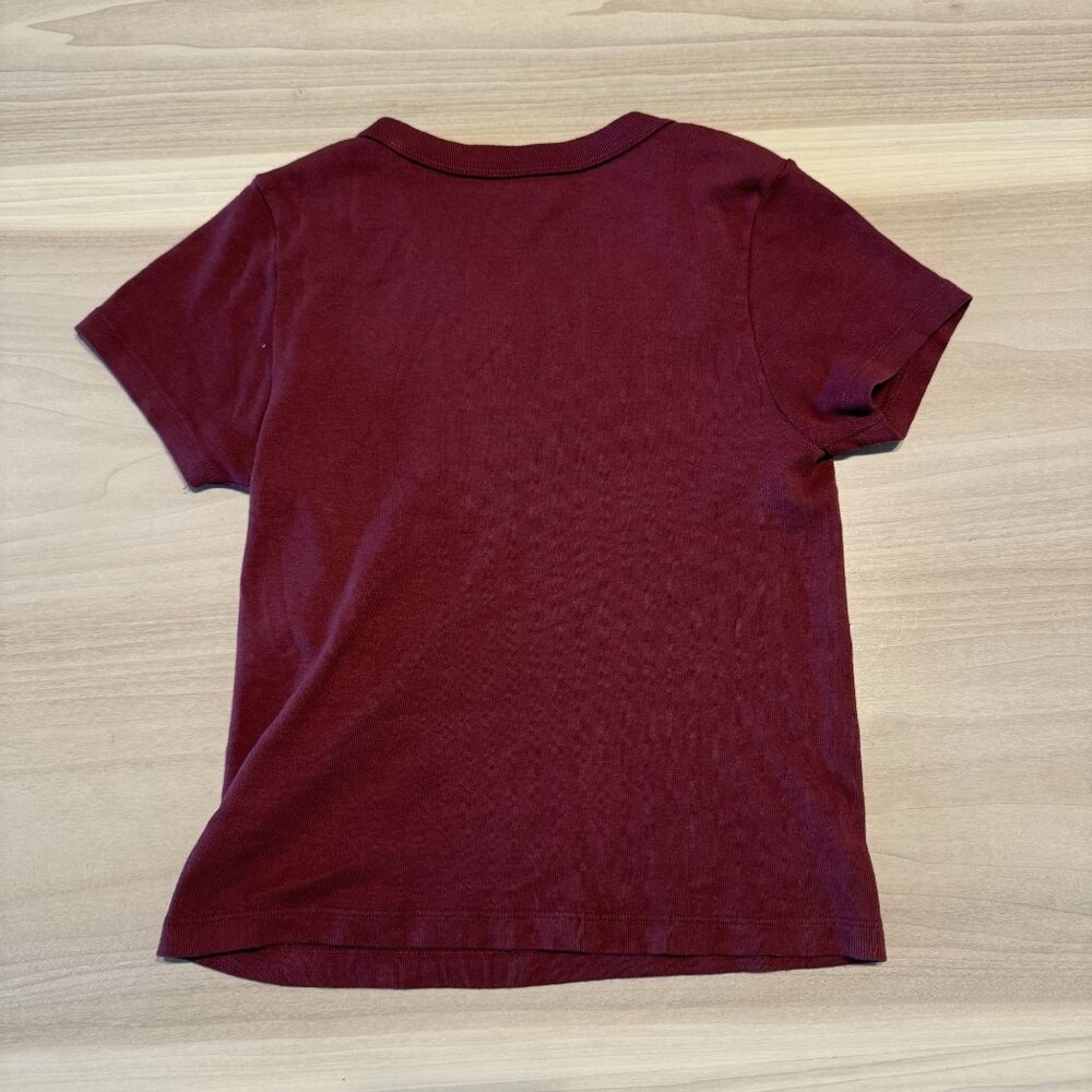 Brandy Melville Burgundy Red Short Sleeve Baby Tee T-Shirt Women's One Size OS - Picture 3 of 4